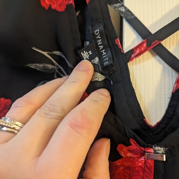 Sz small blouse 😁 - Picture 5 of 6